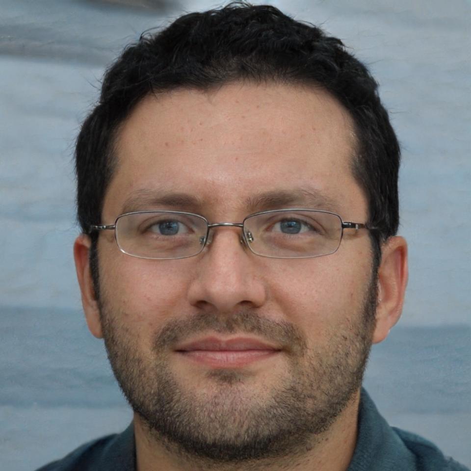 Instructorul Radu Marinescu